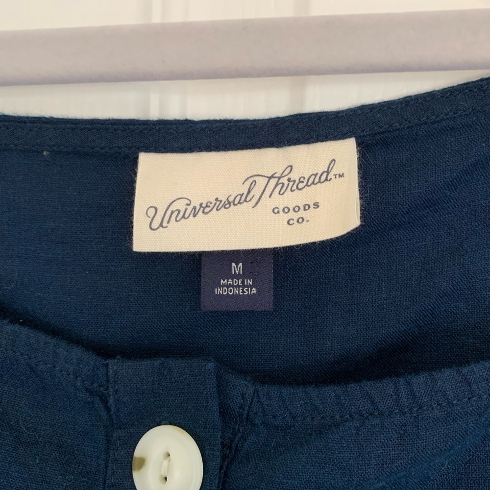 Button down top - Picture 3 of 3